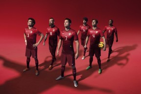 华体会官方：女足训练强调恢复调整 替补阵容通过分队对抗提升竞技状态