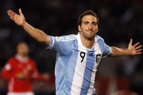 华体会网站-门迪利巴慨叹维尼修斯与姆巴佩制造双重风暴 坚称球队已倾尽所有绝不低头