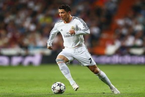 华体会-北伦敦德比再现进攻盛宴 阿森纳与热刺激战英超赛场