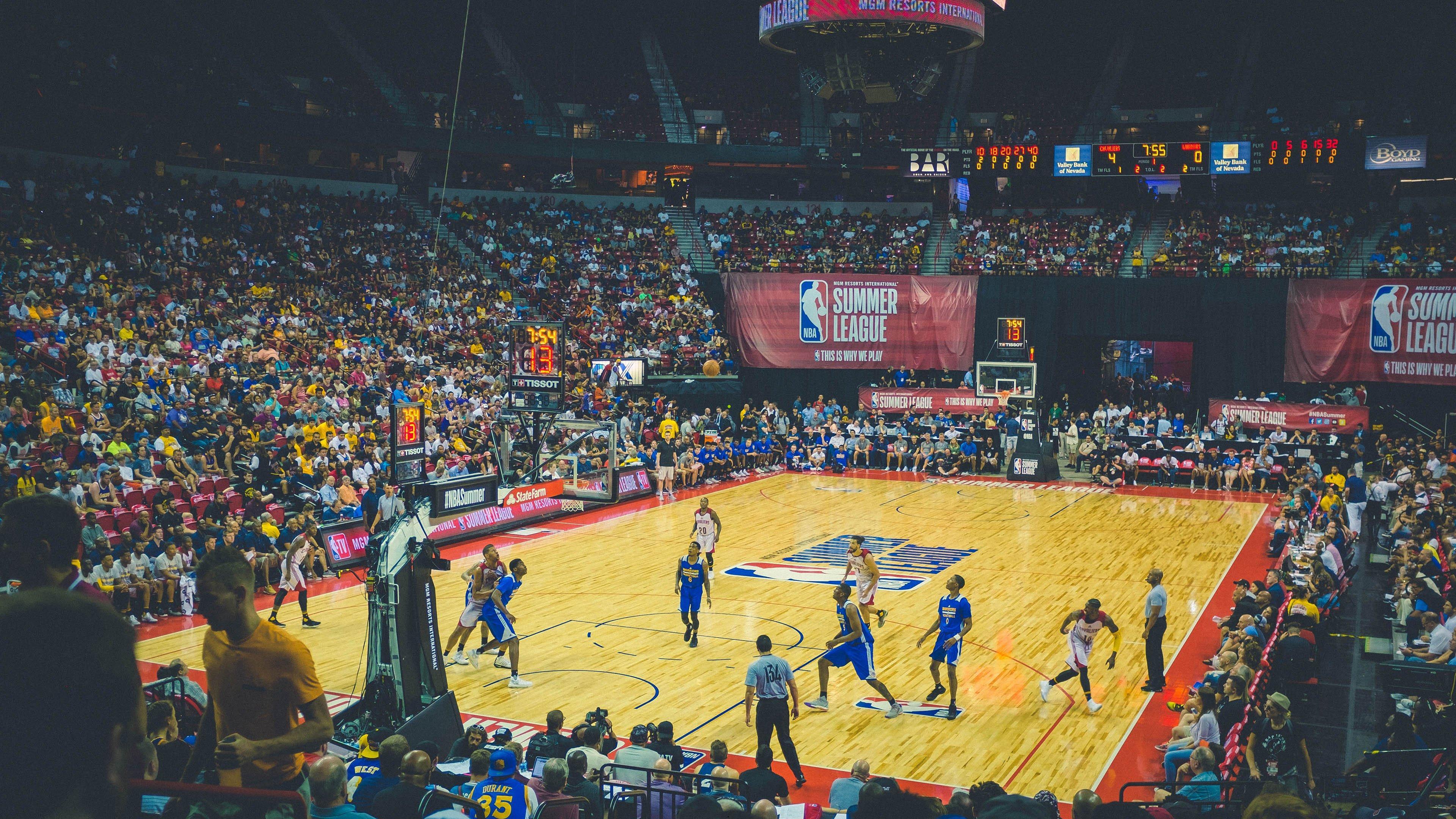 金鹤范坦言金玟哉上榜存变数 转会结果左右参赛前景